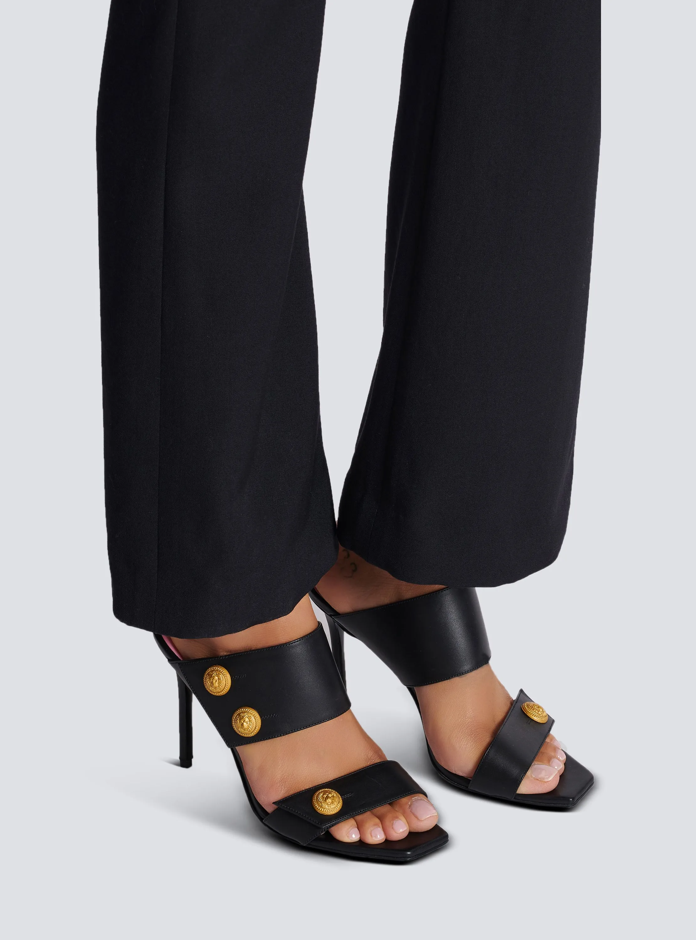 BALMAIN  Mules à talons eva en cuir de veau - Noir