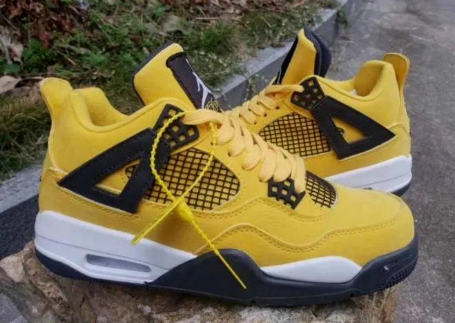 Baskets Air Jordan 4 Retro Tour Yellow (Lightning)