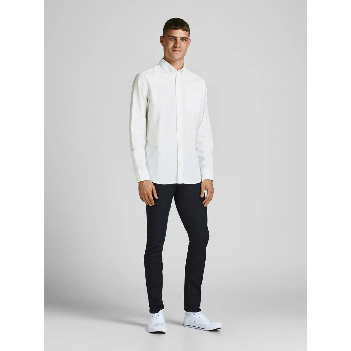 Chemise habillée Slim Fit Col boutonné Manches longues Blanc en coton | 3 Suisses