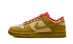 Dunk Low Bronzine Sesame Picante Red