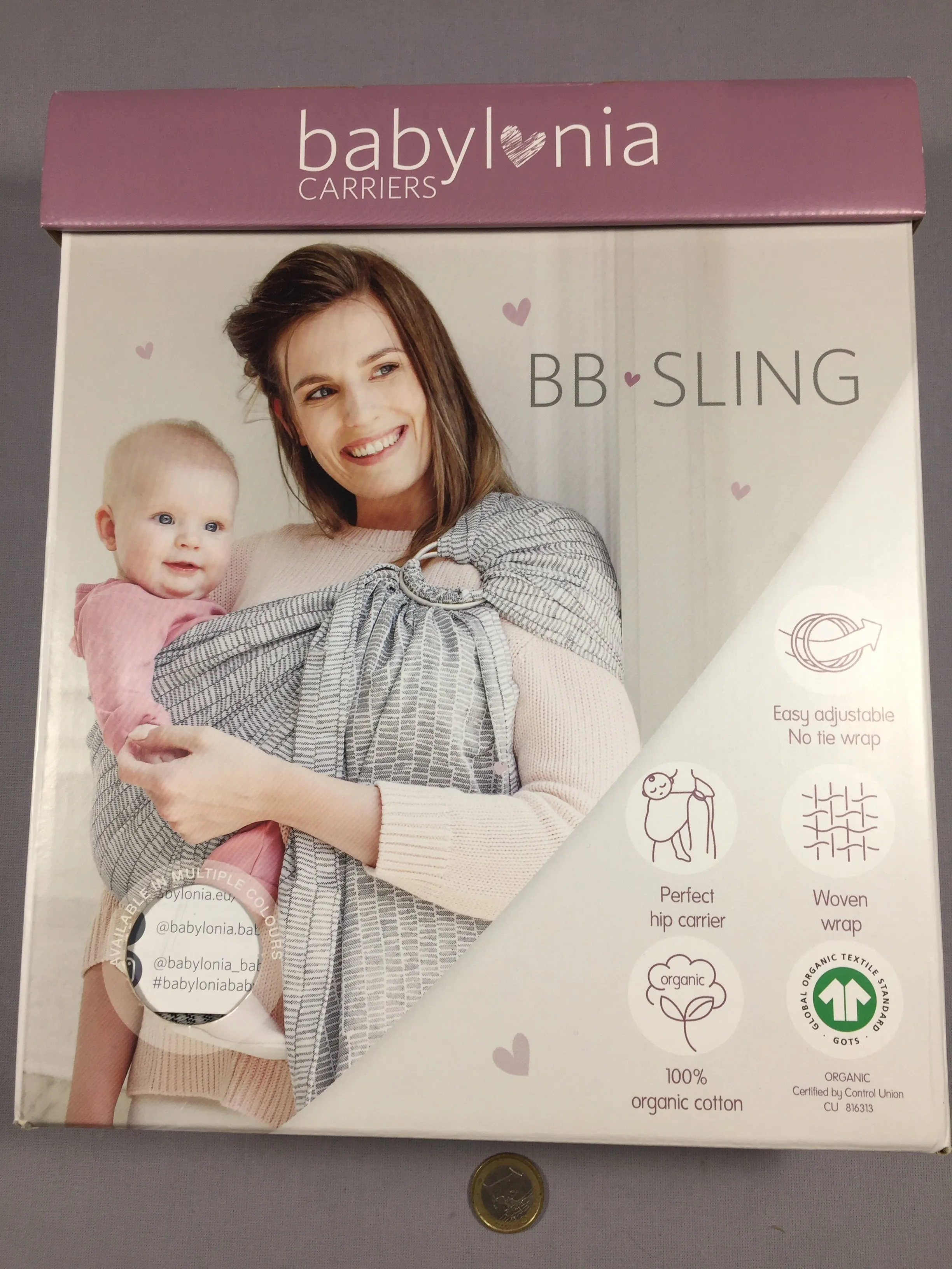 Etat neuf - Babylonia Echarpe porte sans noeud bébé BB-sling  blanc motifs carrés noirs