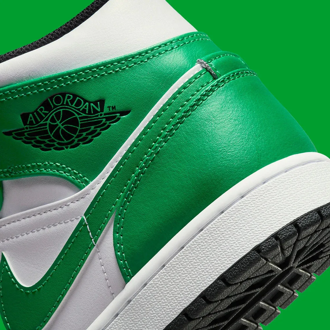 Jordan 1 Mid Lucky Green