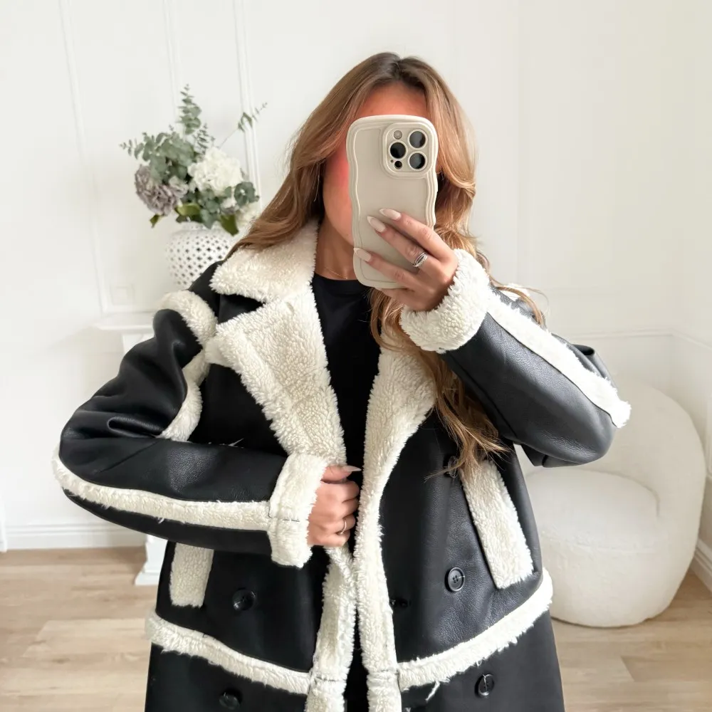 LONG MANTEAU MOUMOUTE CUIR BLACK