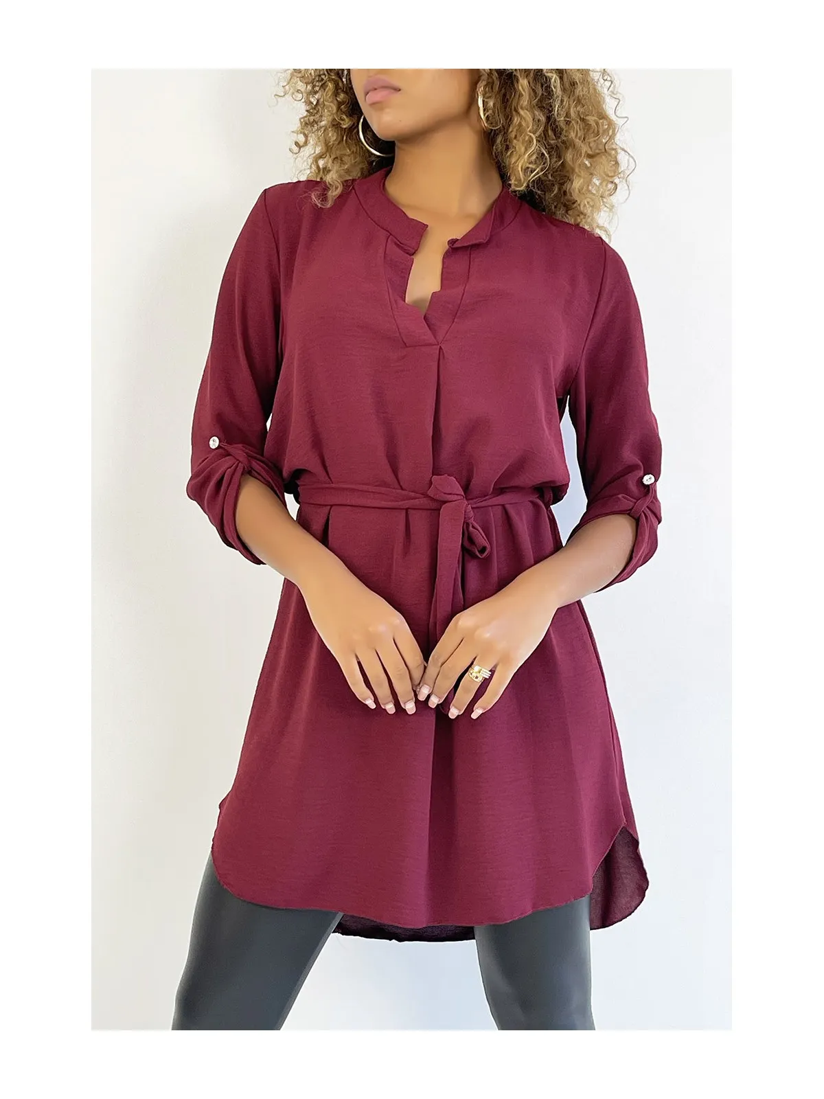 Longue tunique bordeaux col tunisien avec ceinture