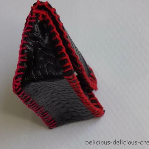 Original mini porte monnaie  !! croconoir !! en simili cuir noir t: 10cm x 6cm x 3cm belicious-delicious-creation