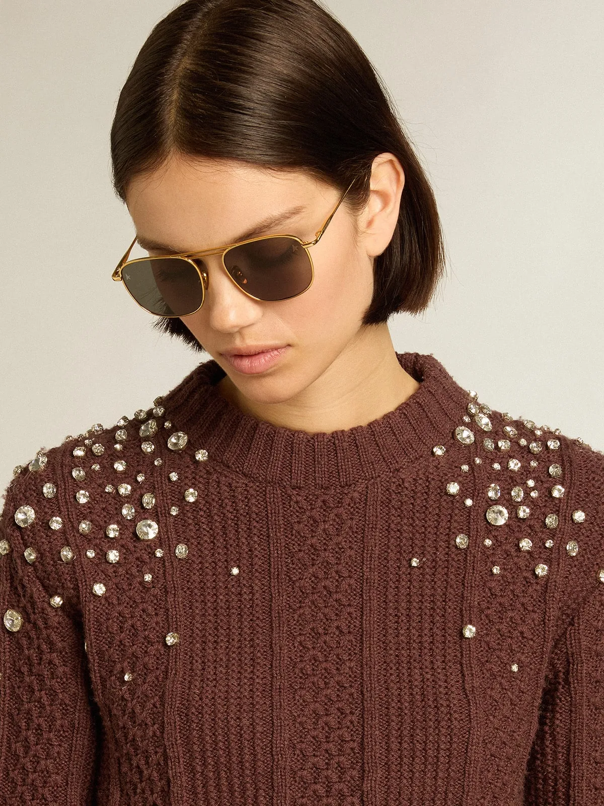 Pull cropped en laine bordeaux avec cristaux appliqués  | Golden Goose