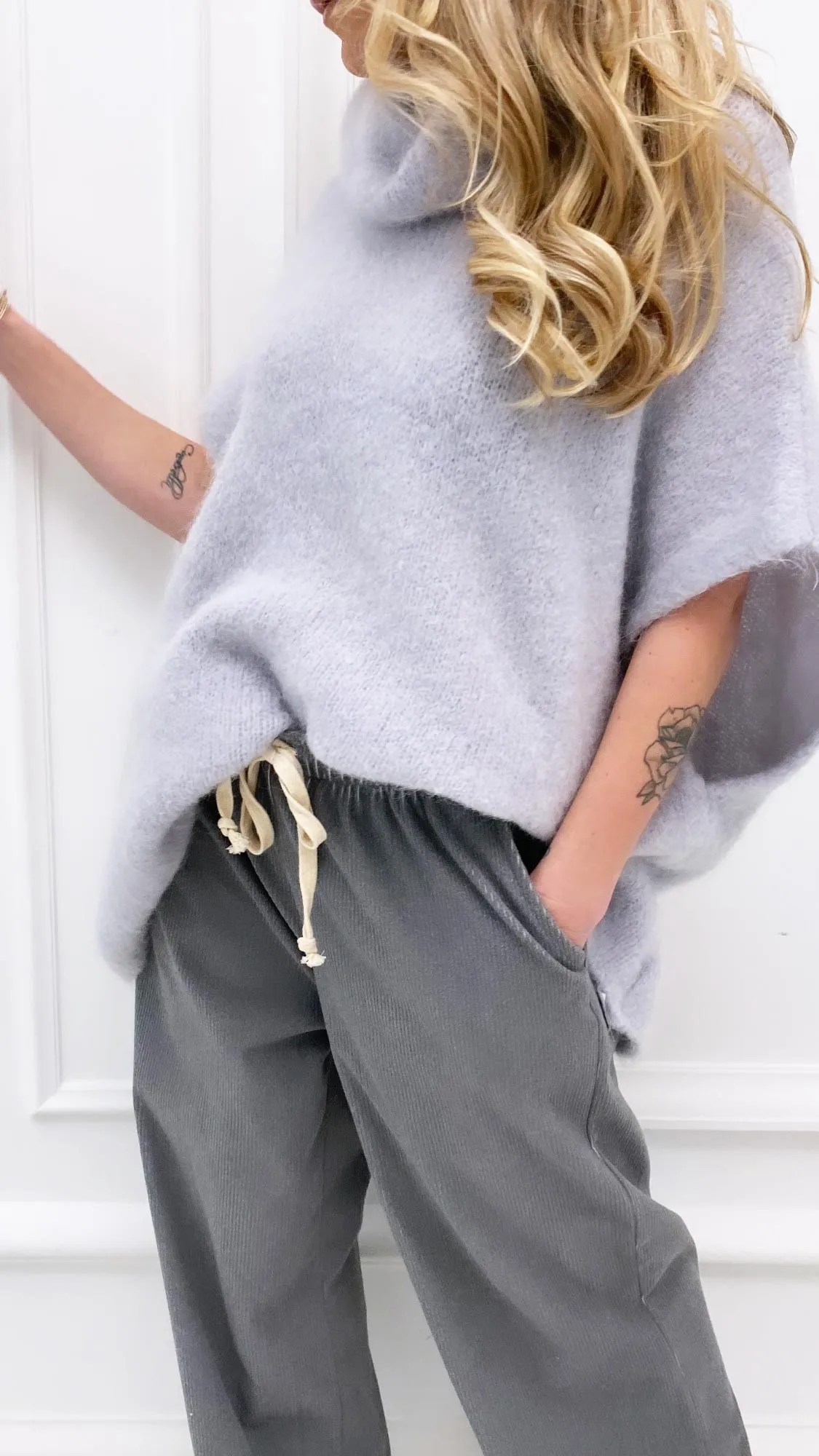 Pull gris perle sans manches