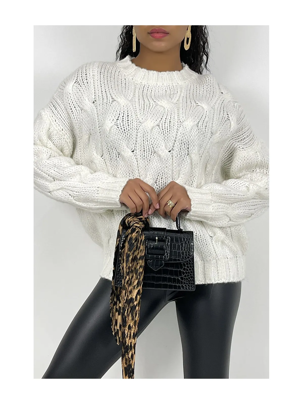 Pull oversize bien chaud en grosse maille tressée blanc