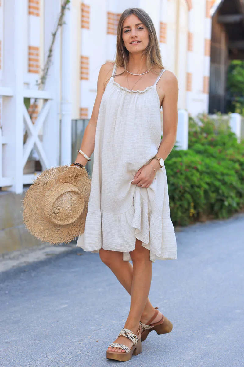 Robe beige en gaze de coton à bretelles col élastique