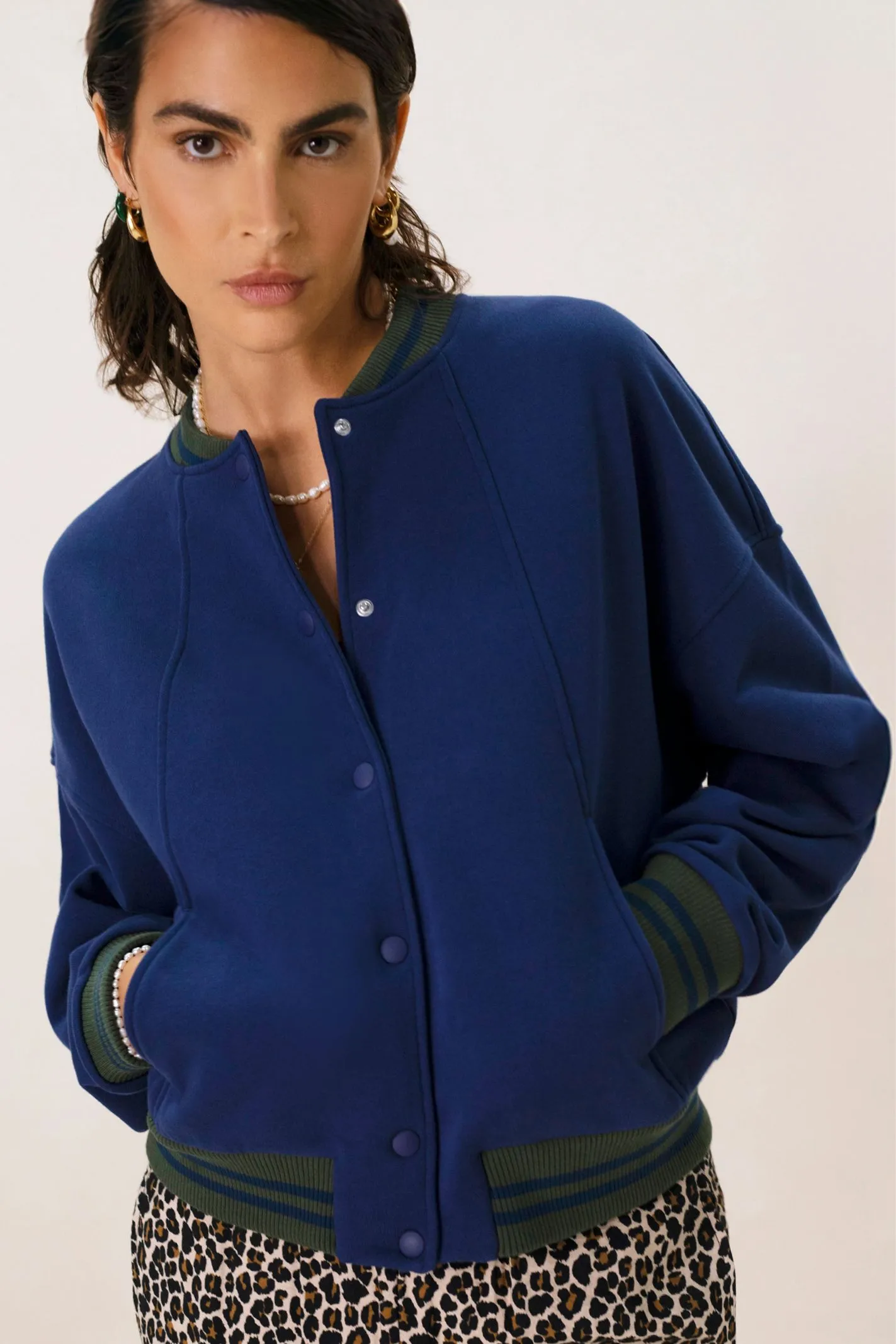 Veste bomber avec bords côtelés - bleu foncé